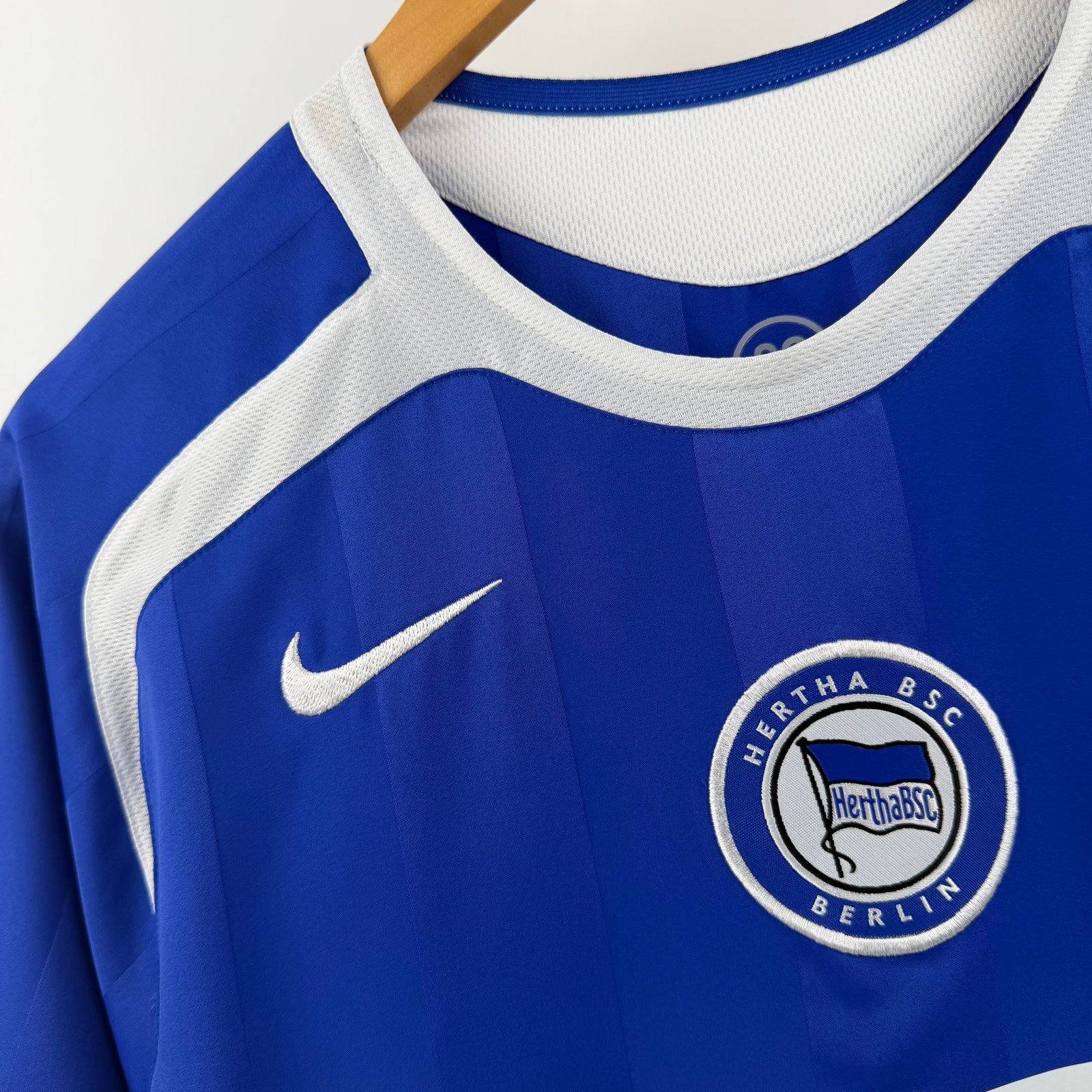Hertha 2005-06 Home (S)