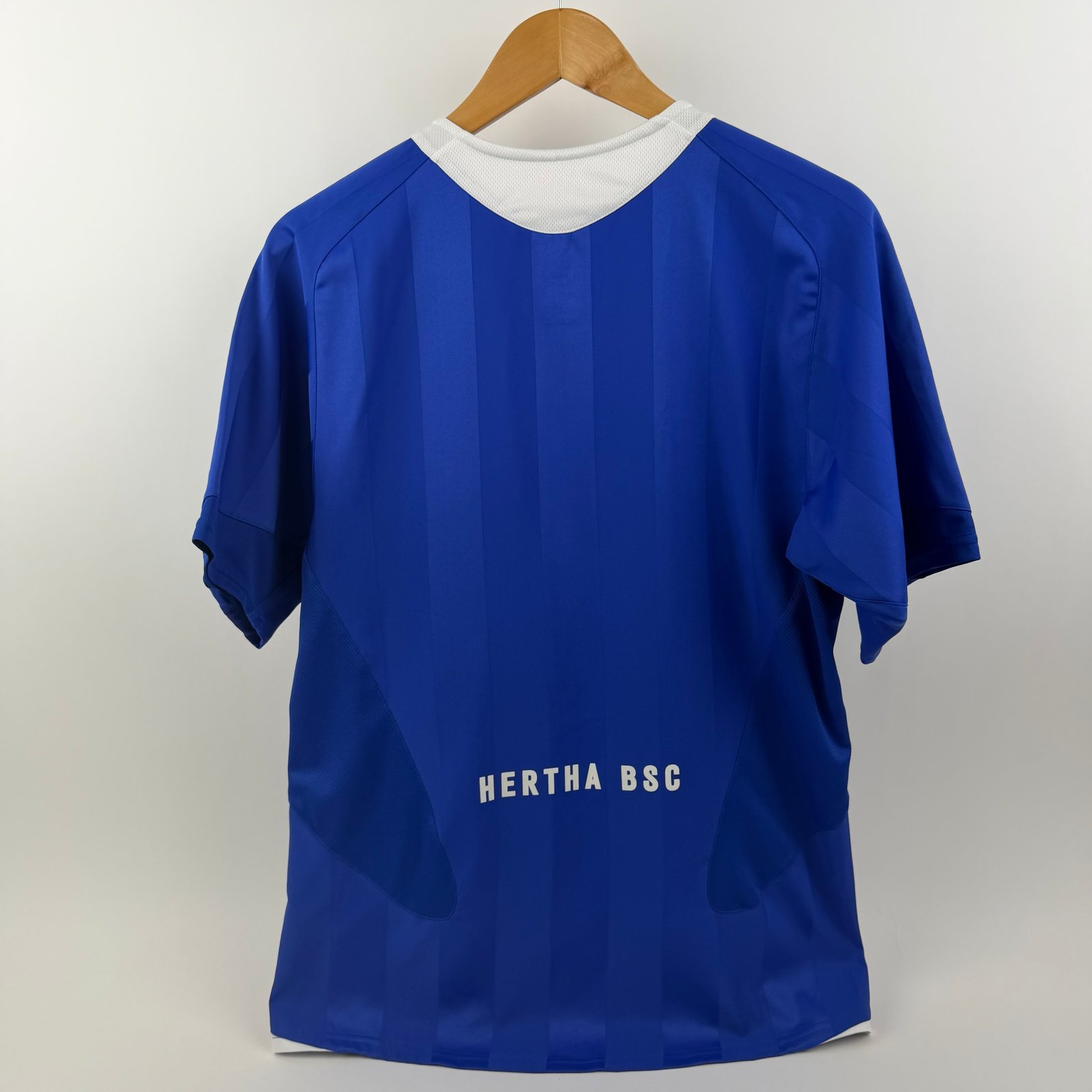 Hertha 2005-06 Home (S)