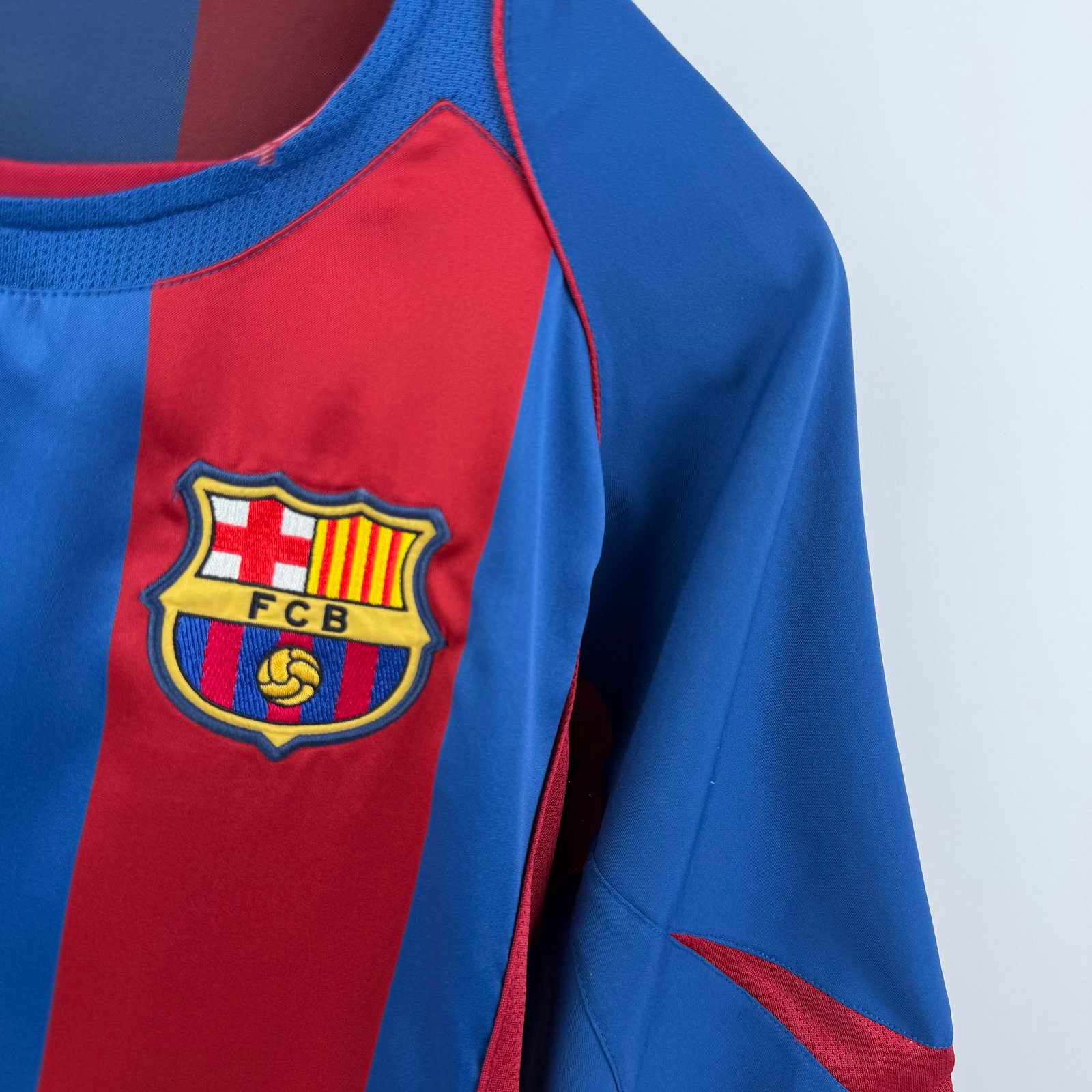 Barcelona 2004-05 Home (M)
