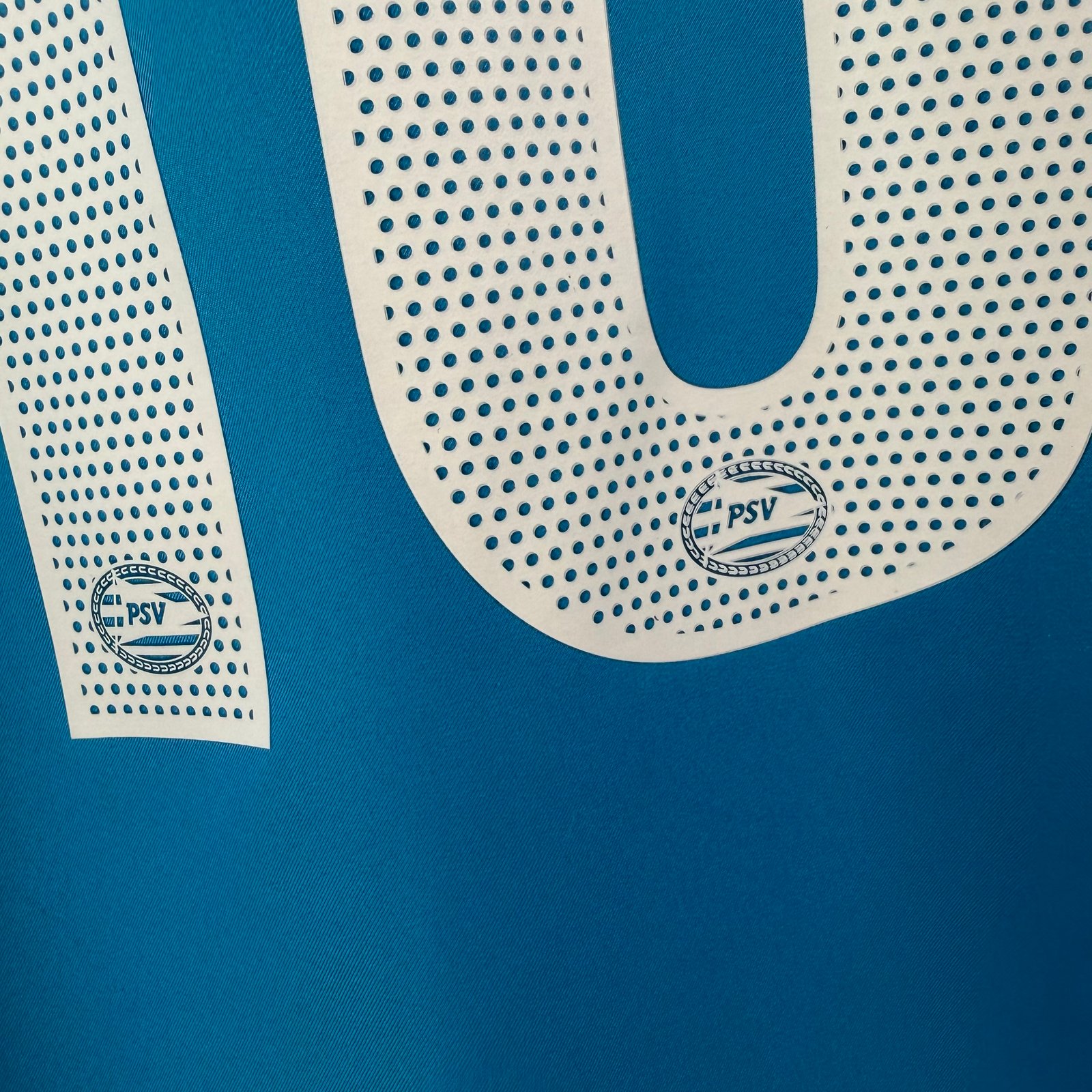 #16 Bas PSV 2005-07 Away (XL)