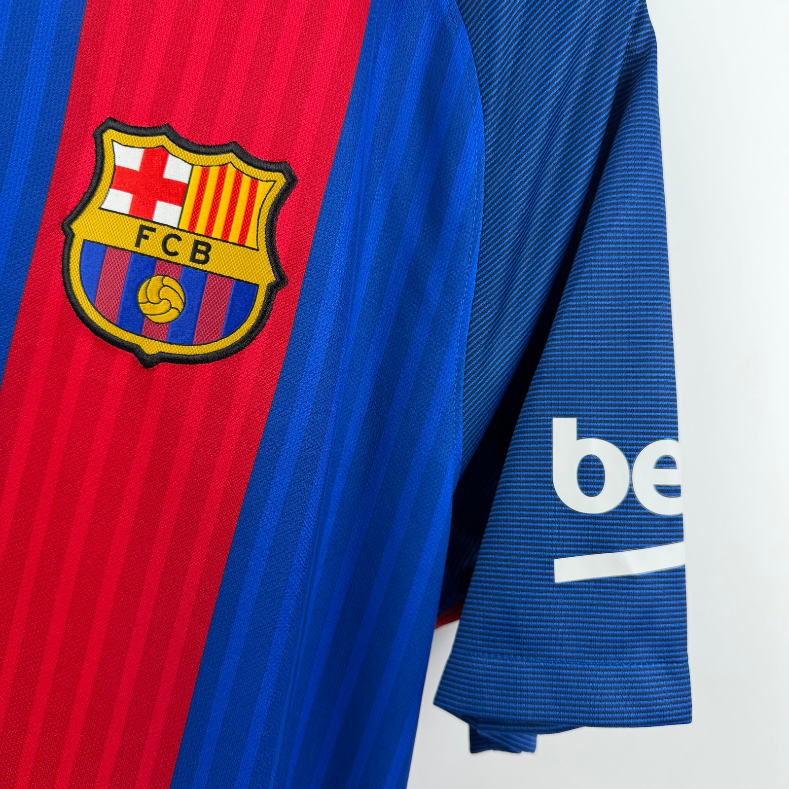 Barcelona 2016-17 Home (L)