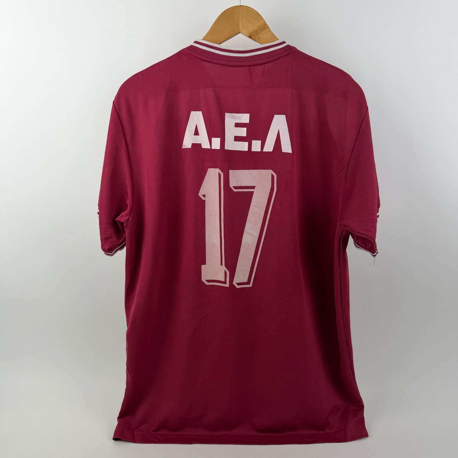 Larissa 2003-04 Home (L)