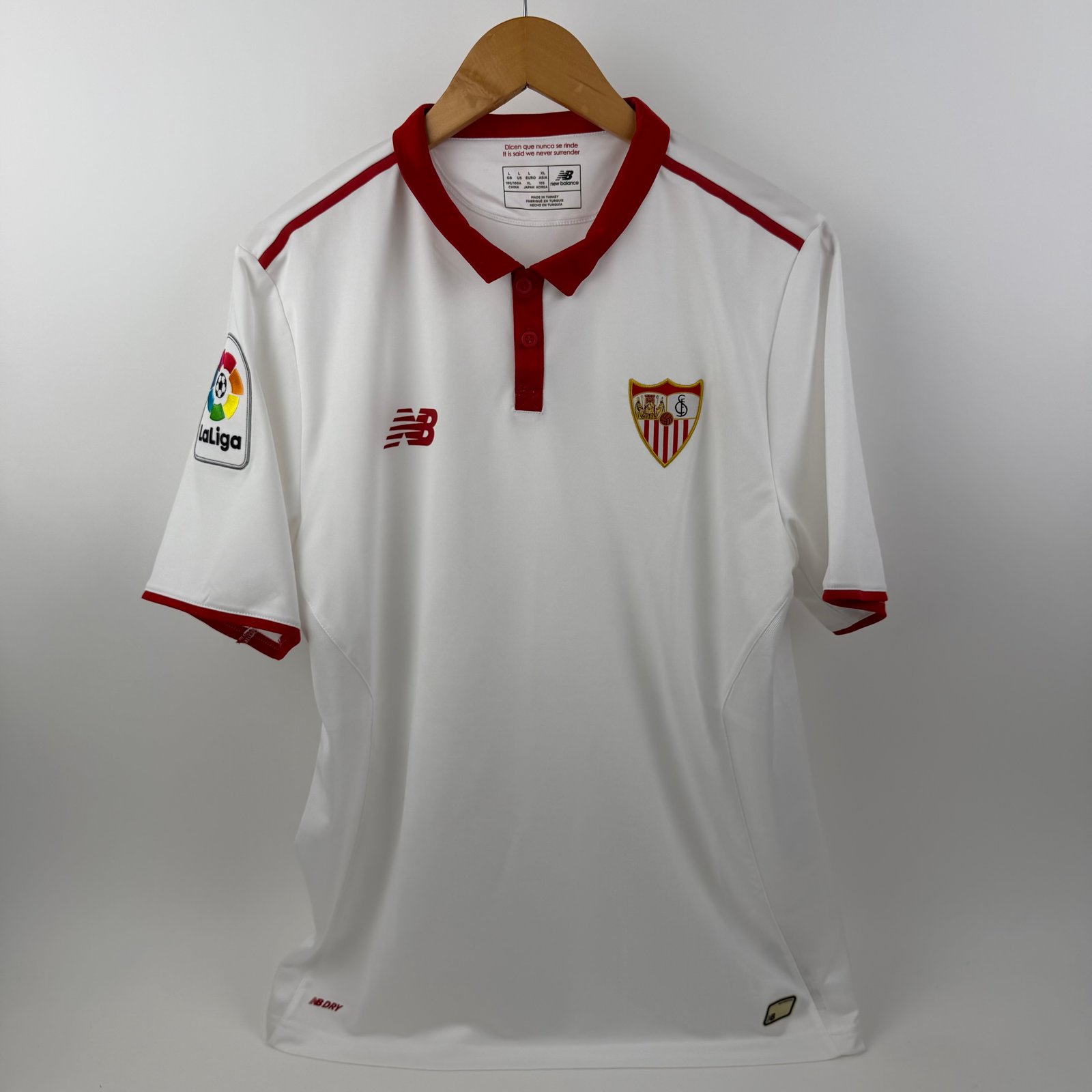 Sevilla 2016-17 Home (L)