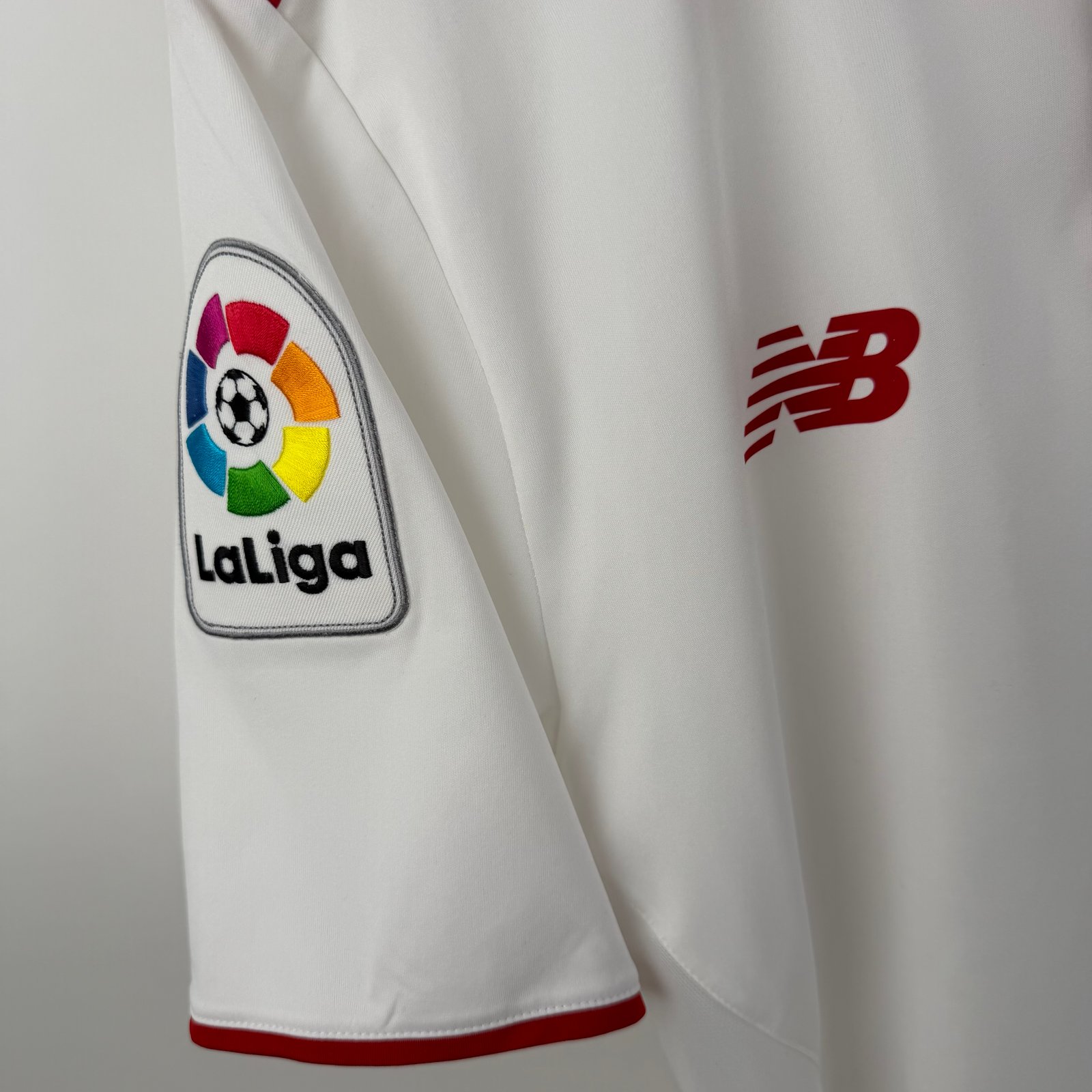 Sevilla 2016-17 Home (L)
