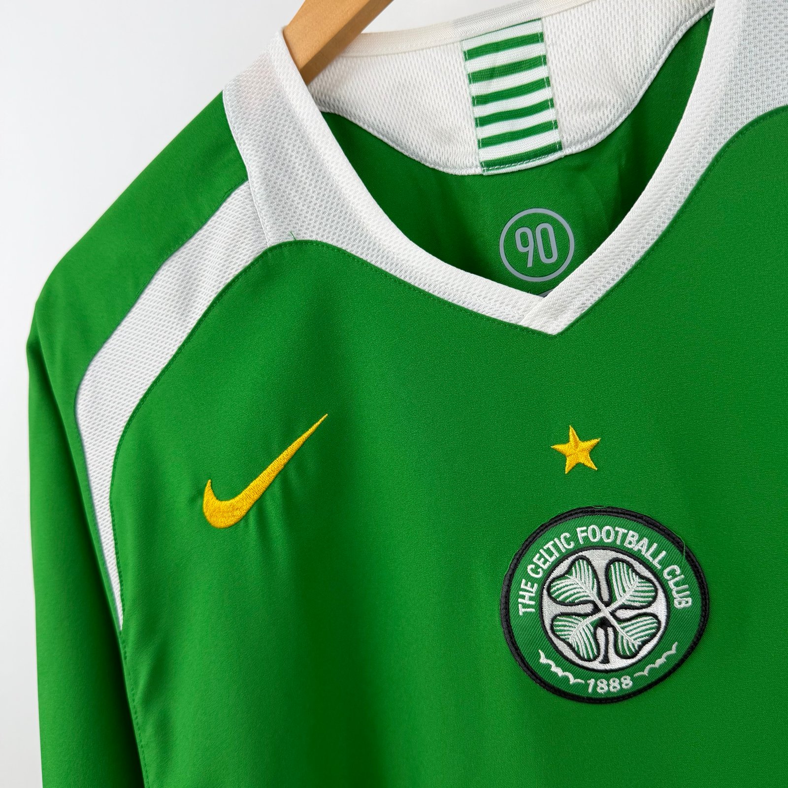 Celtic 2005-06 Away (M)