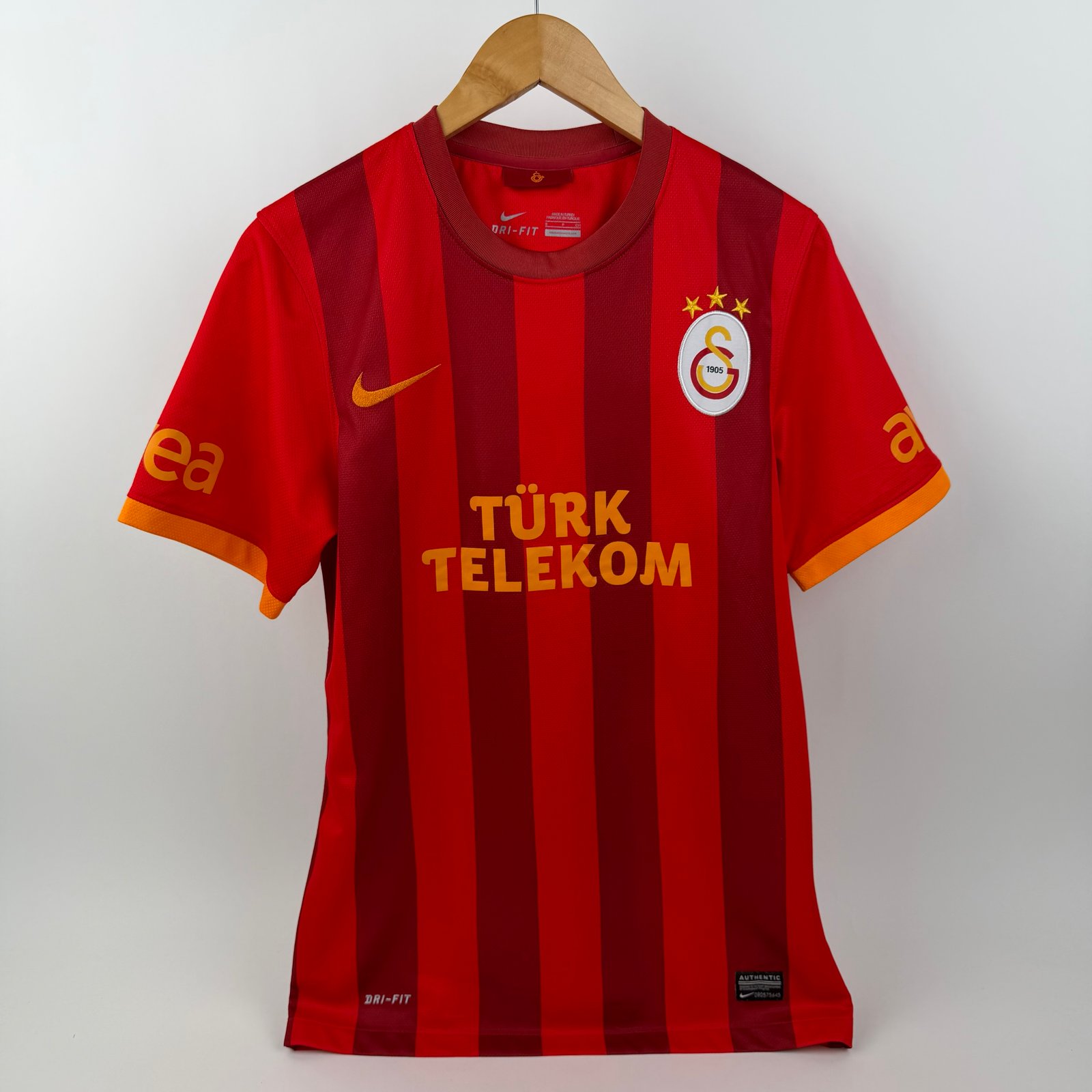 Galatasaray 2013-14 Third (S)