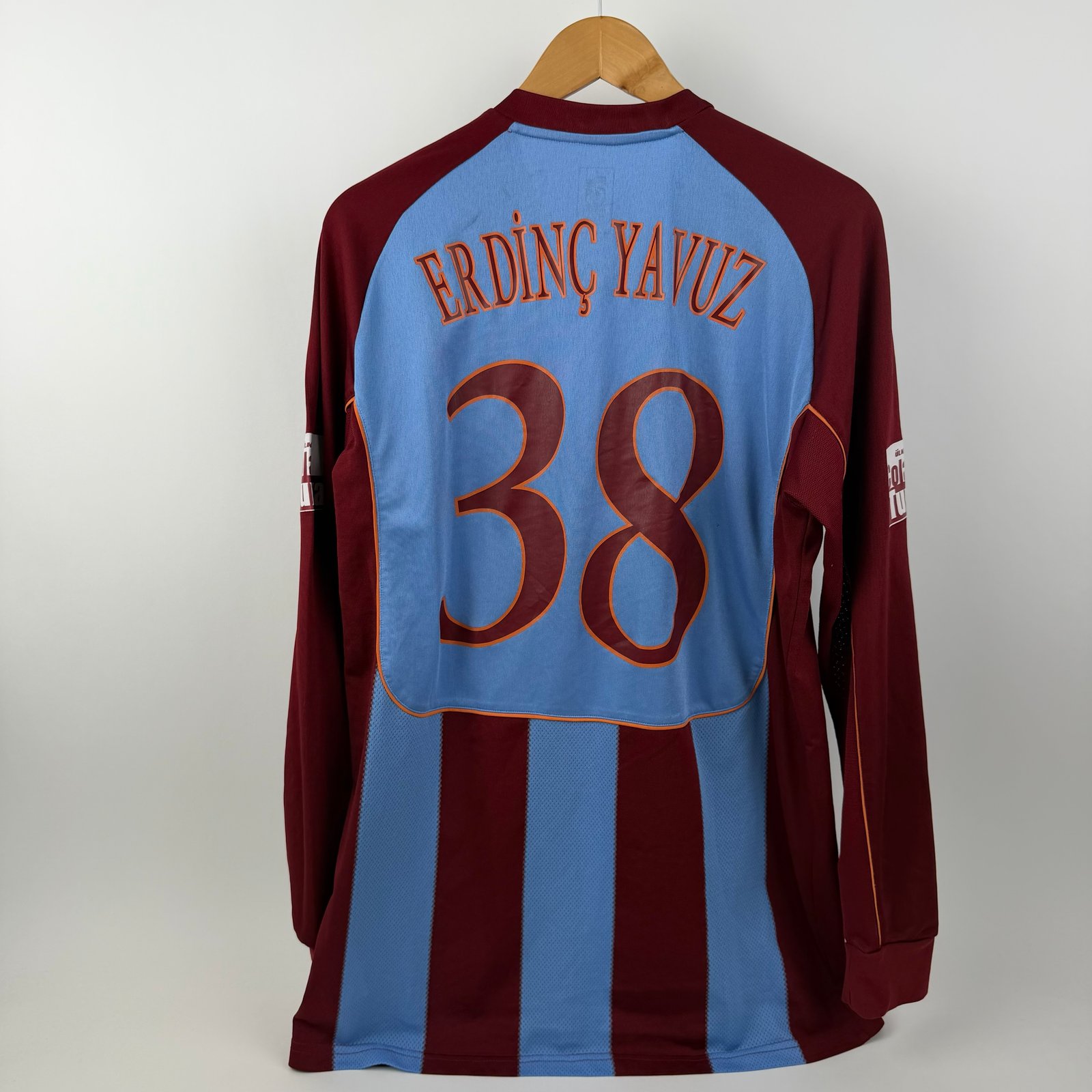#38 Erdinç Yavuz Trabzonspor 2005-06 Home (L)
