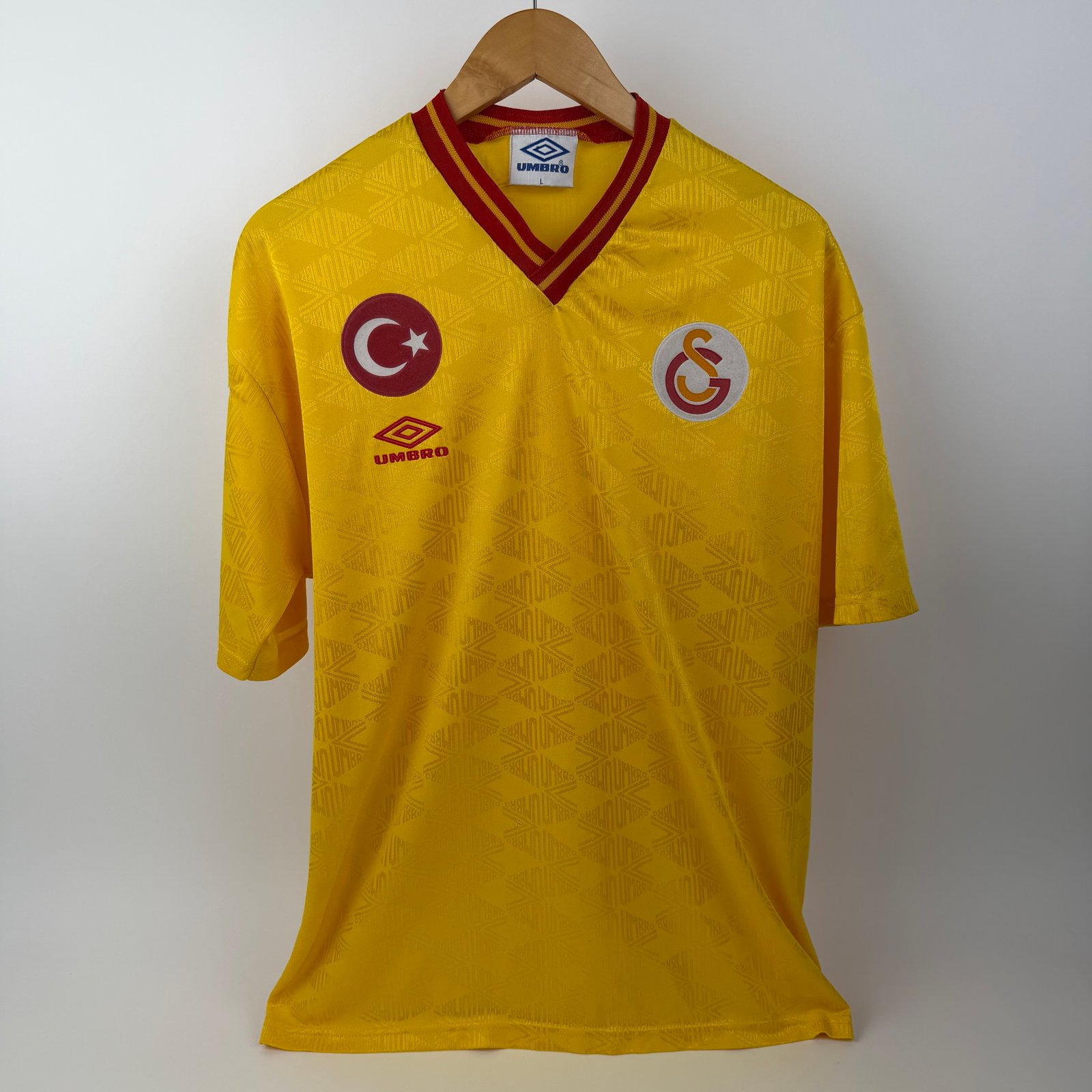 Galatasaray 1993-94 Away (L)