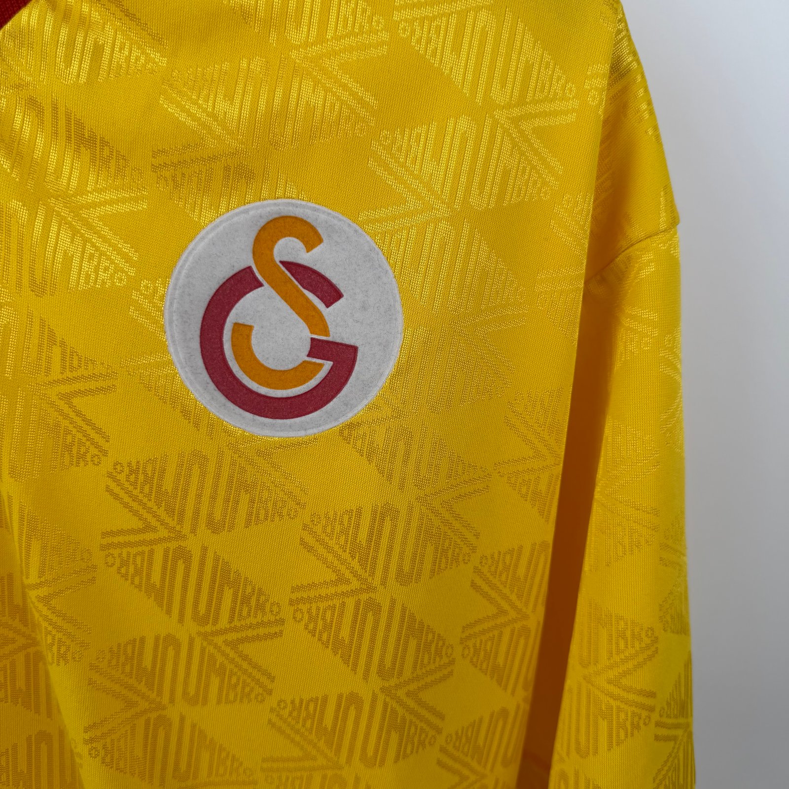 Galatasaray 1993-94 Away (L)