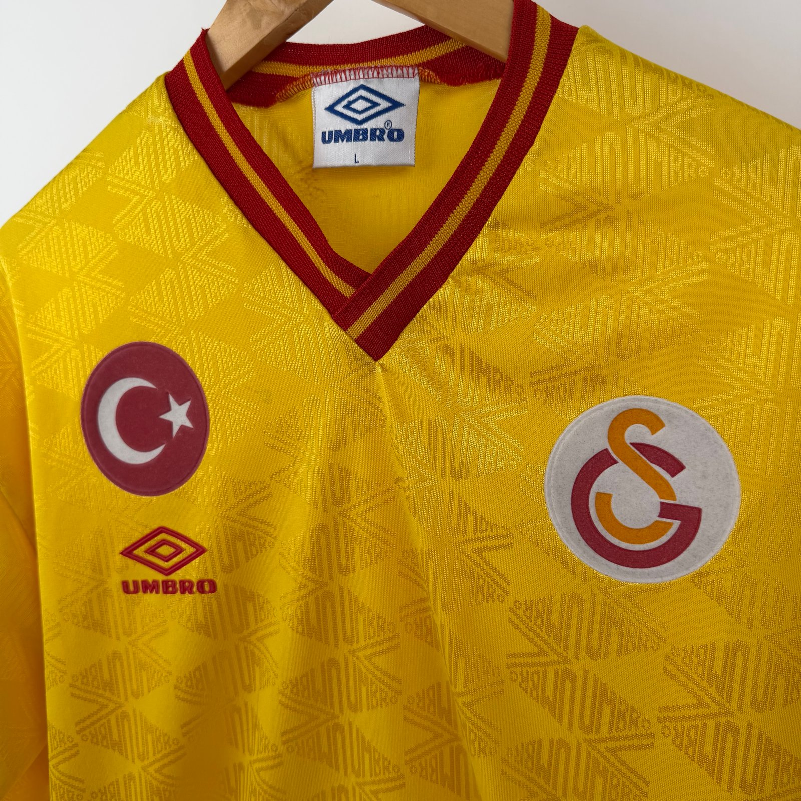 Galatasaray 1993-94 Away (L)