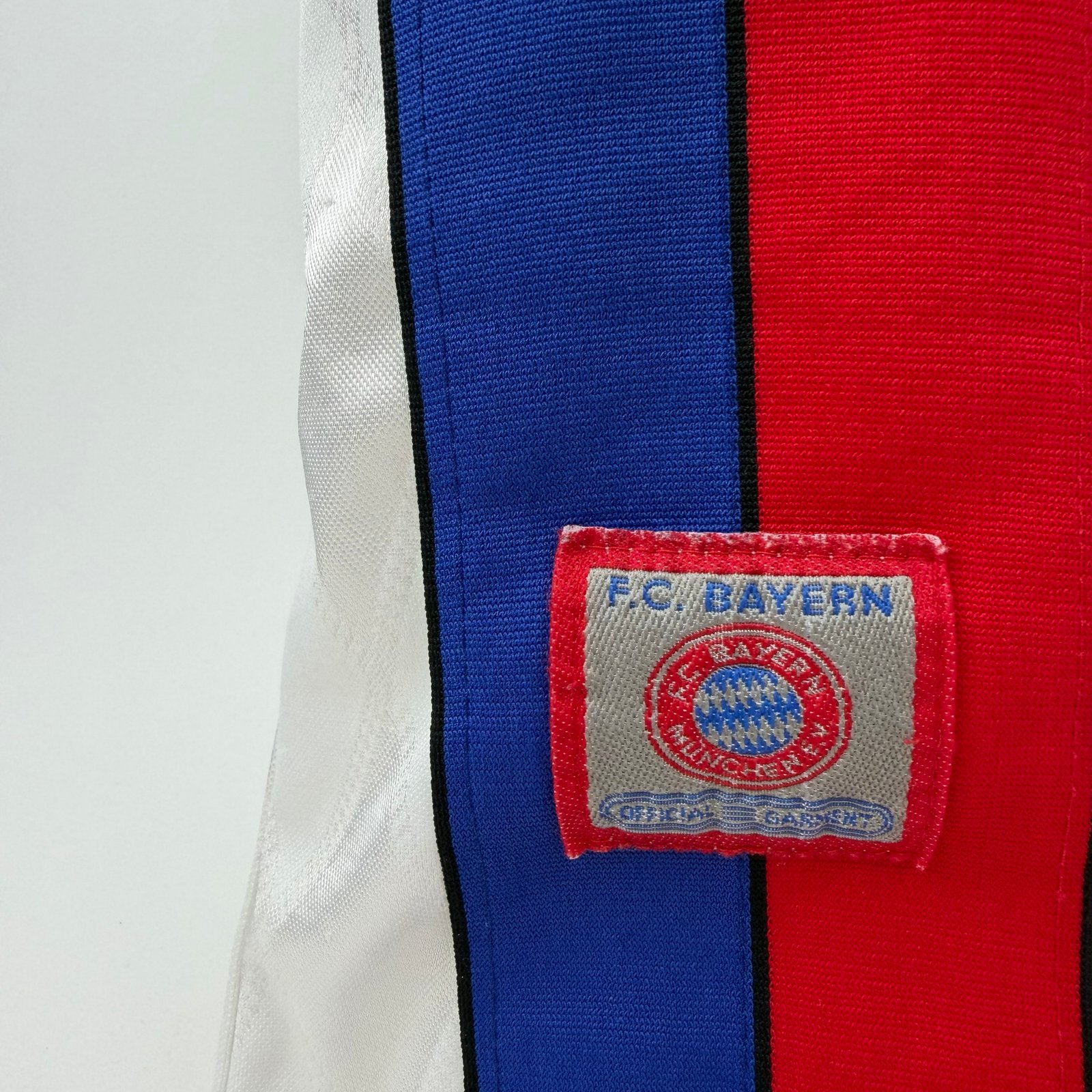 Bayern München 1995-98 Away (S)