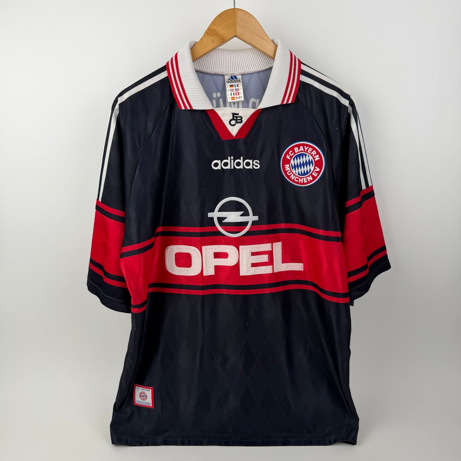 Bayern München 1997-99 Home (L)