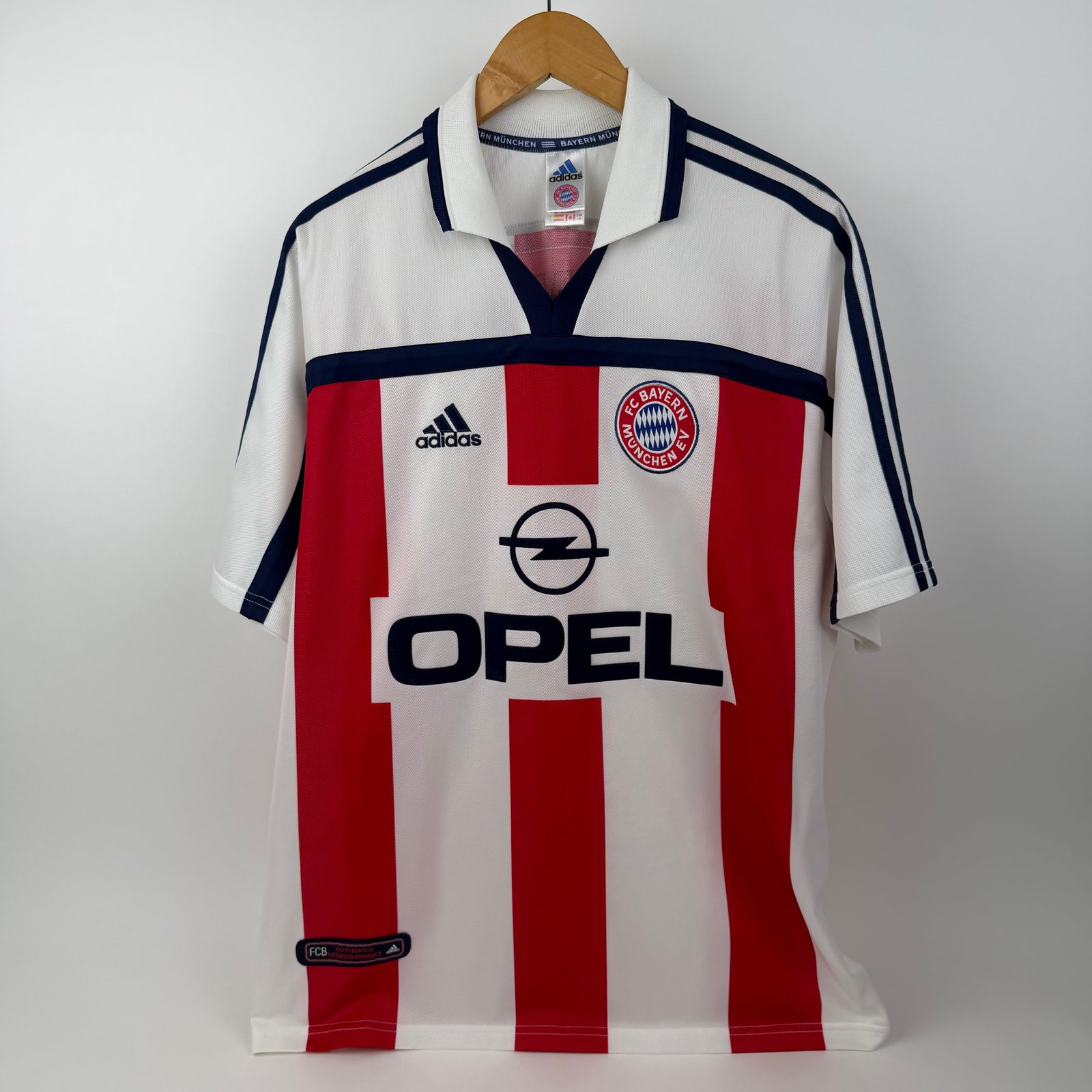 Bayern München 2001-02 Away (L)