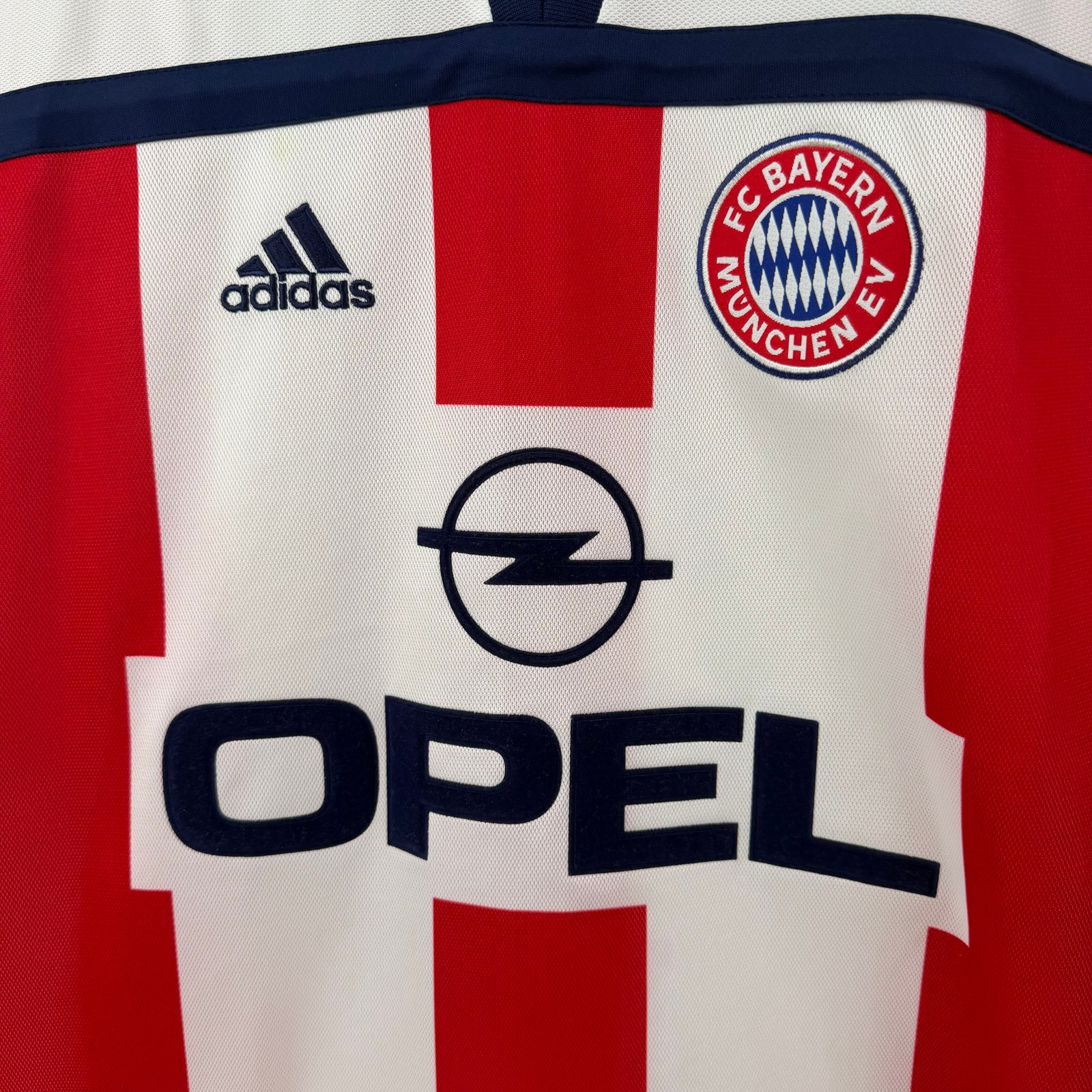 Bayern München 2001-02 Away (L)