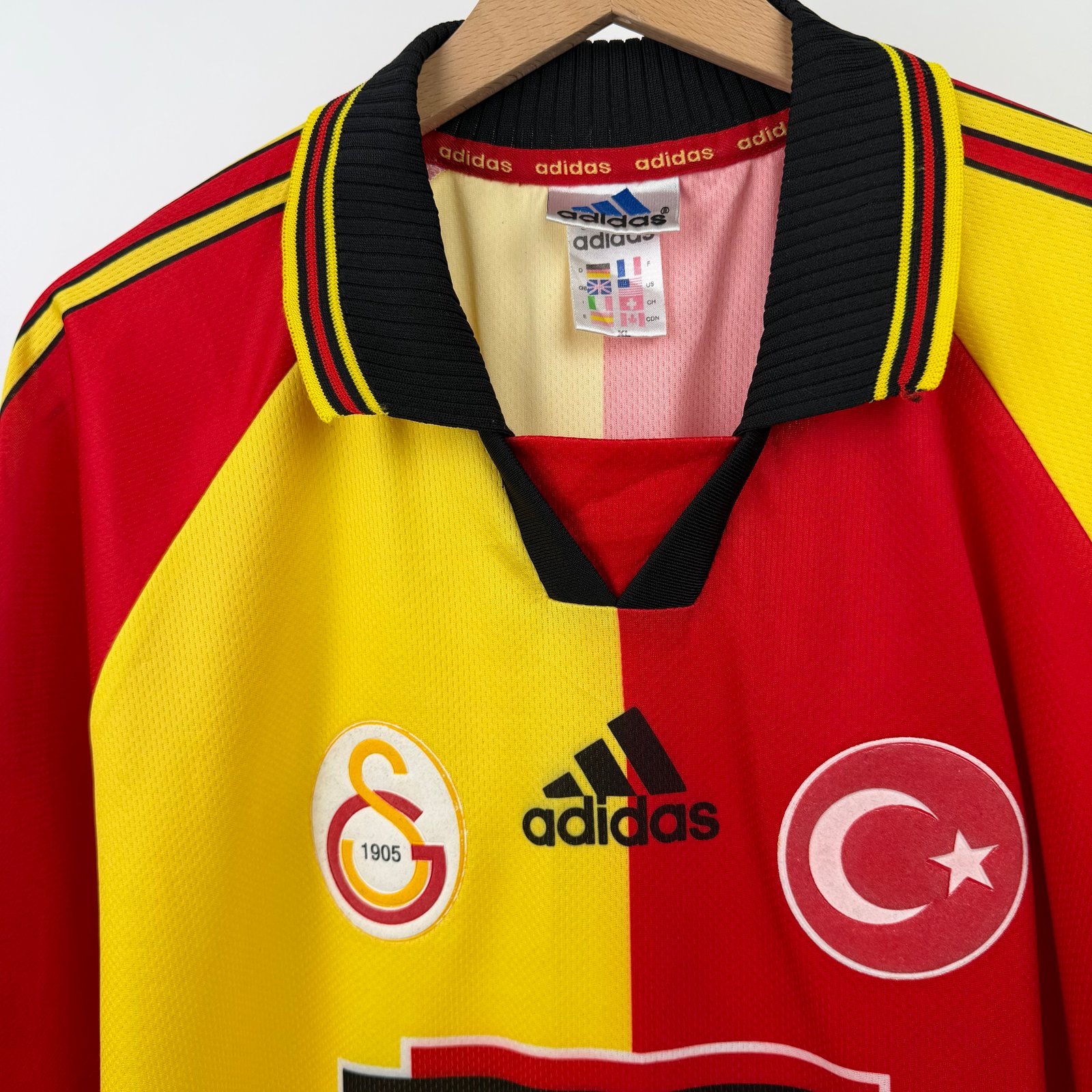 Galatasaray 1998-99 Home (XL)